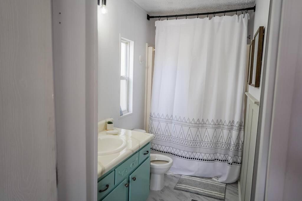 Beautiful Stylish 3 Bedroom Home In Greenville Exterior photo